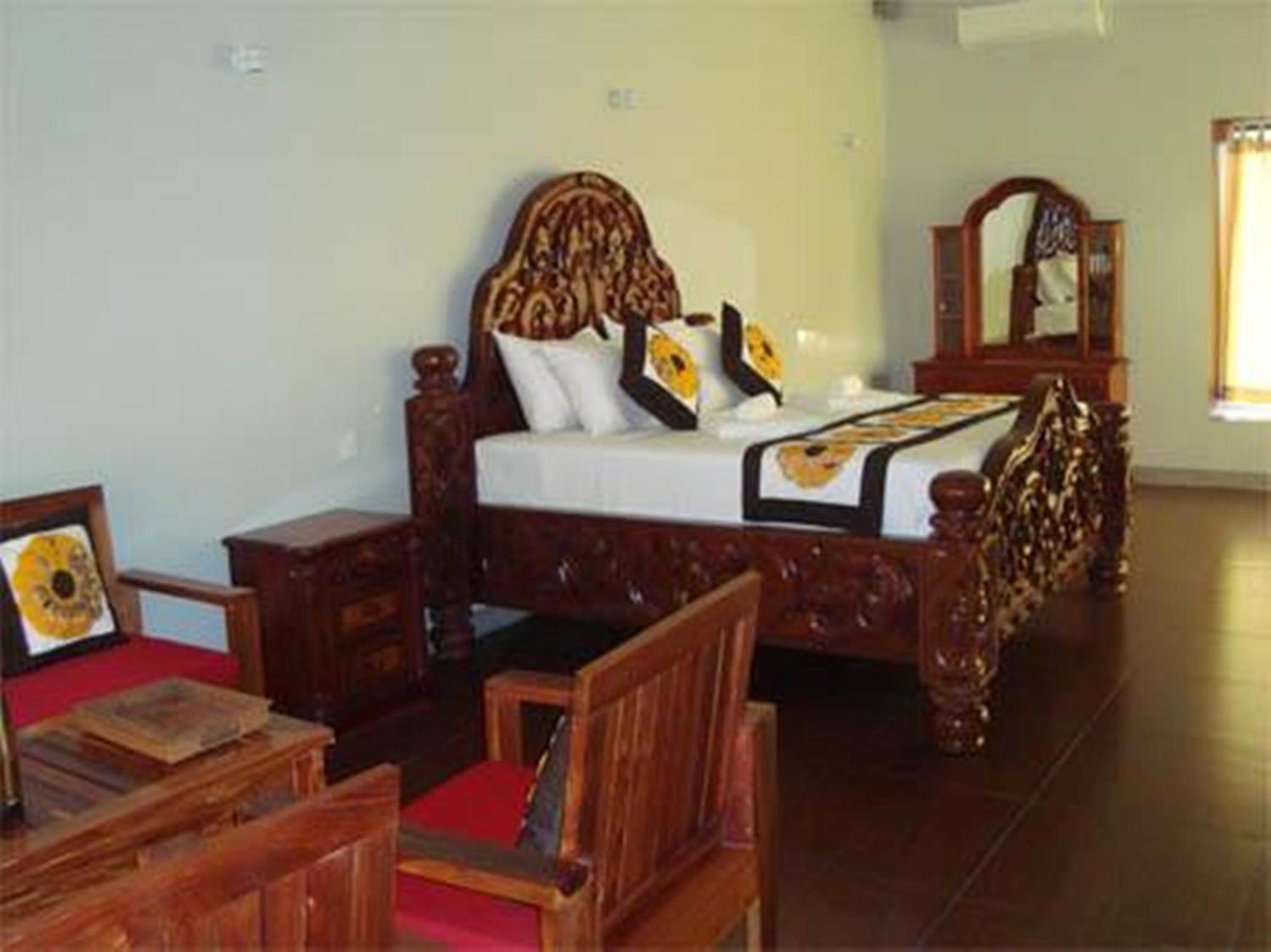 Memoria Palace & Resort Pailin Exteriér fotografie